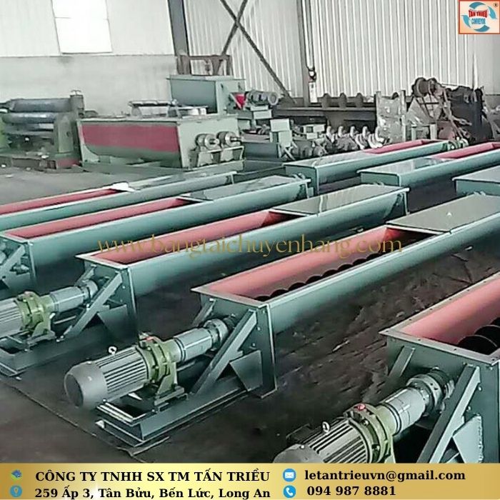 Xưởng sản xuất trục vít 